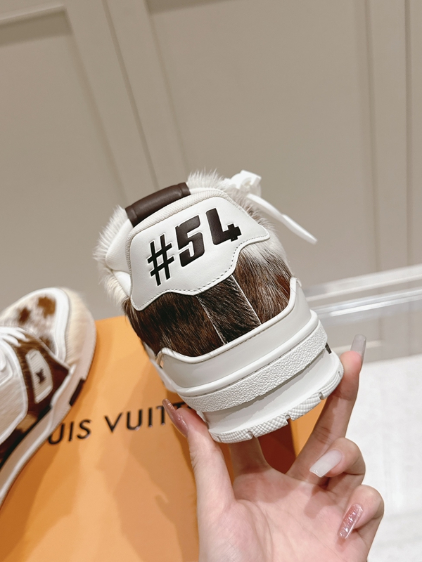 ルイヴィトン靴着用イメージ